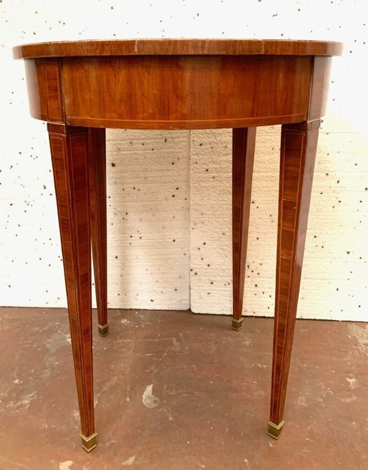 Tavolo con piedistallo impiallacciato in palissandro del XX secolo stile Luigi XVI