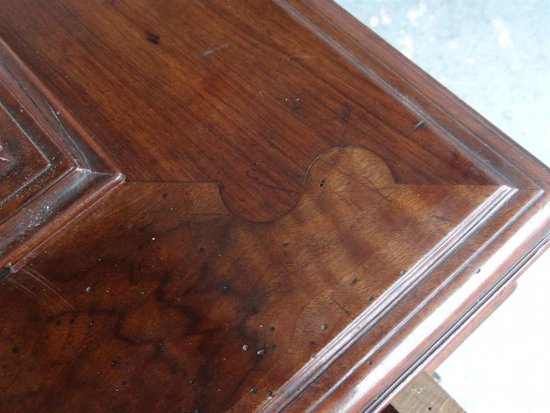Two Decreasing Bodies of the XVIIth Century In Walnut And Walnut Veneer