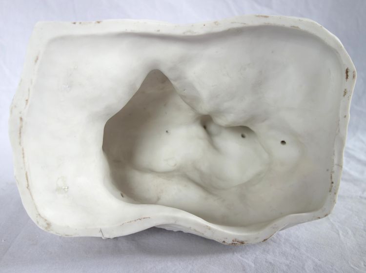 Sèvres : scène galante du XVIIIe siècle - la leçon de flûte, groupe en biscuit - signé