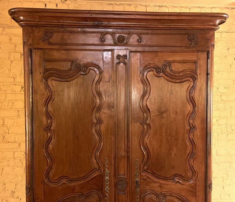 Louis XV Walnut Wardrobe - 18th Century