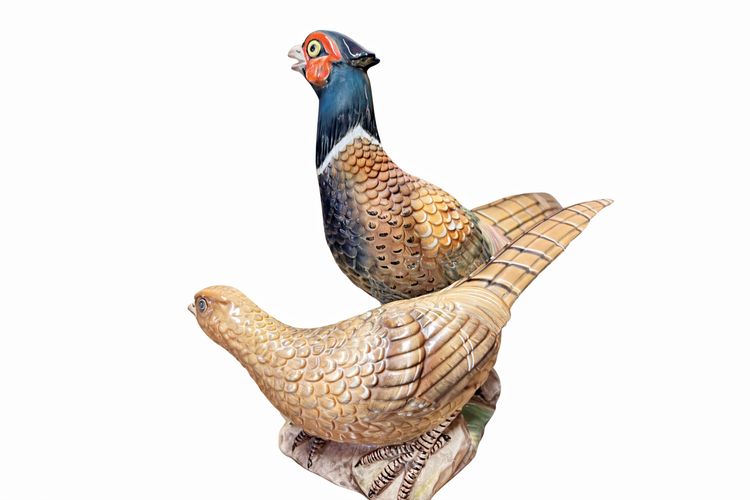 Couple de faisans en céramique polychrome – Belgique, attribué à Boch La Louvière