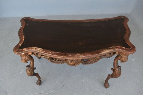 Small Italian Lady's Desk With Gargoyles In Gilded Wood 19th Century