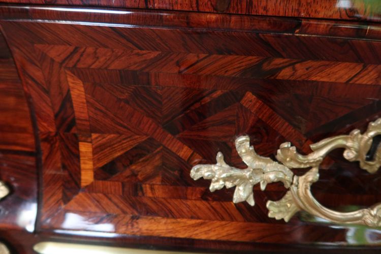 Commode tombeau Régence époque XVIIIème siècle
