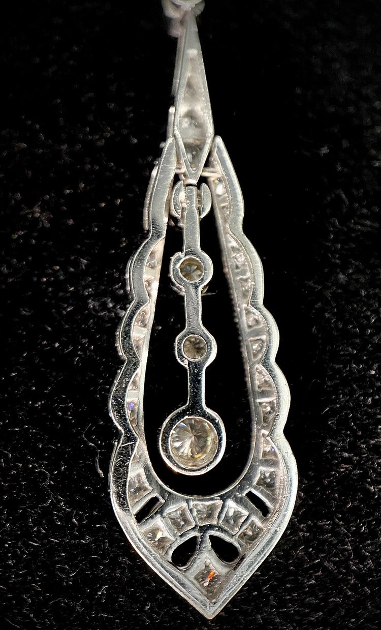 Orecchini in oro bianco e diamanti