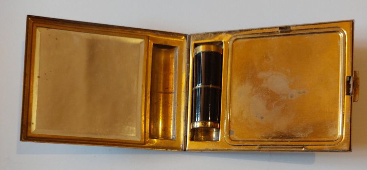 1950s Fashion: Three Powder Compacts