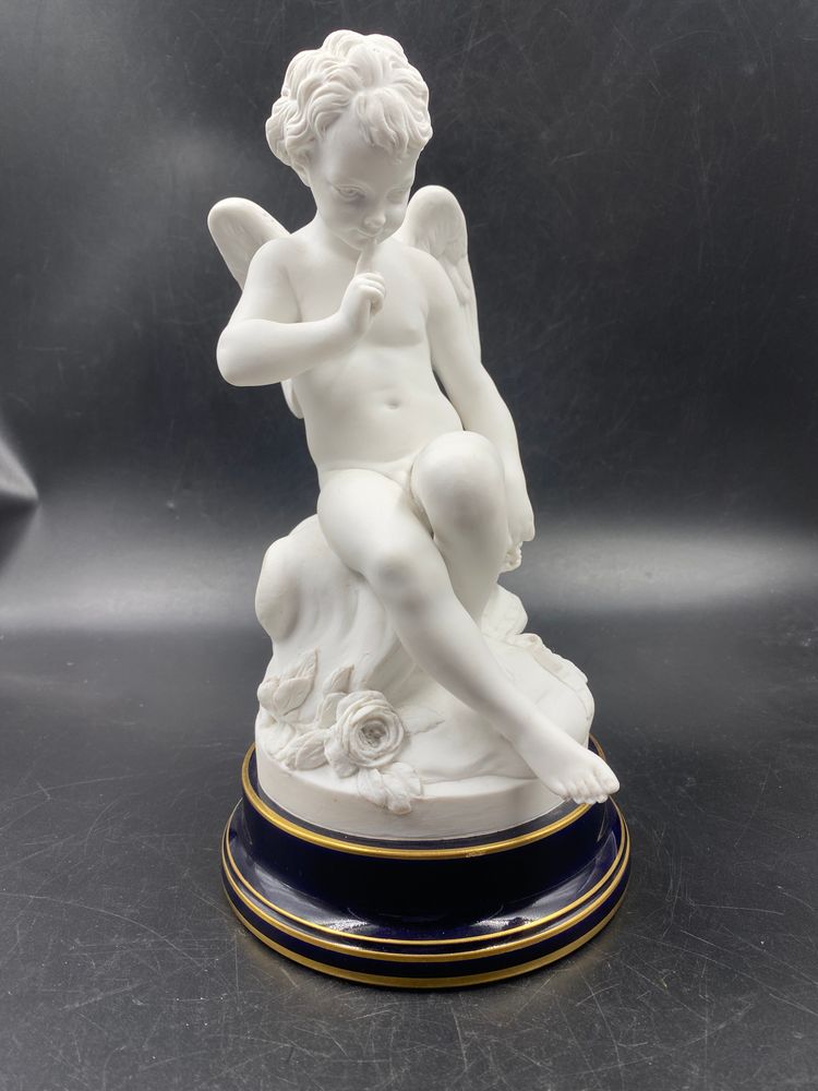 Due biscuit in porcellana di Sèvres, Amore (Eros) e la Ninfa (Psiche), da Falconet