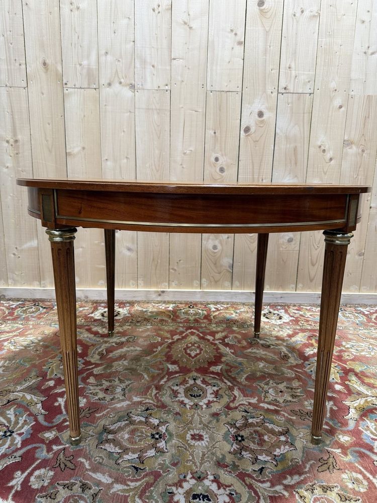 Runder Esstisch mit Lederplatte im Louis XVI-Stil