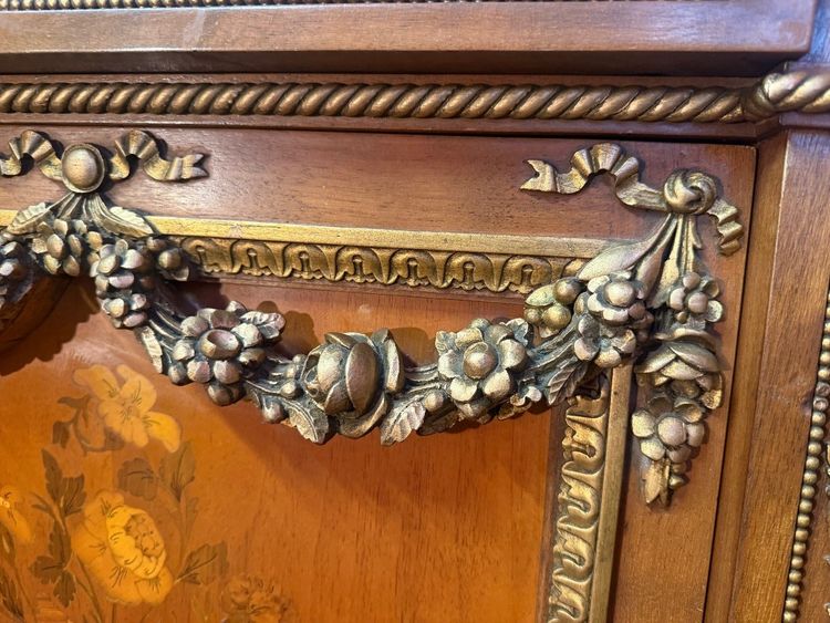 Sideboard im Stil Ludwigs XVI.