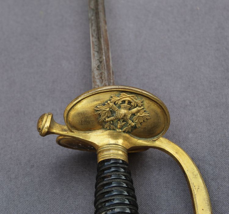 Keyboard sword (polytechnician's tangent) with a three-sided hollow blade