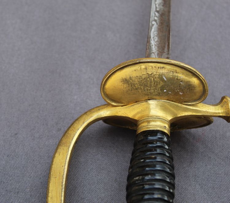 Keyboard sword (polytechnician's tangent) with a three-sided hollow blade