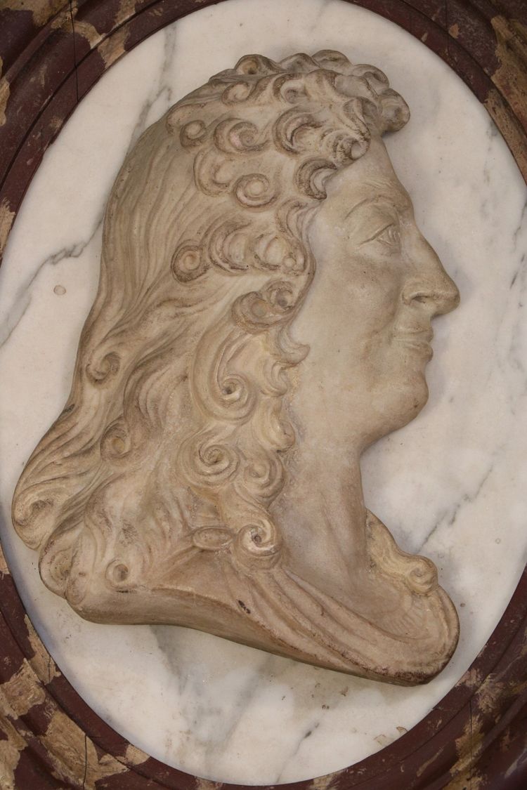 Médaillon en marbre