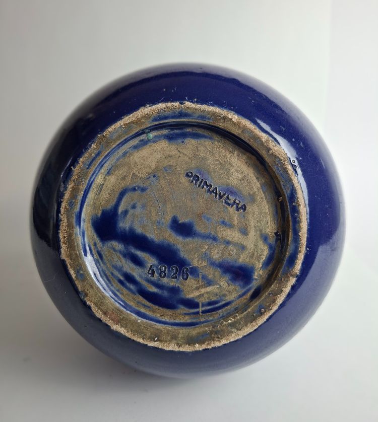Primavera Workshop - Vase with mascaron decoration