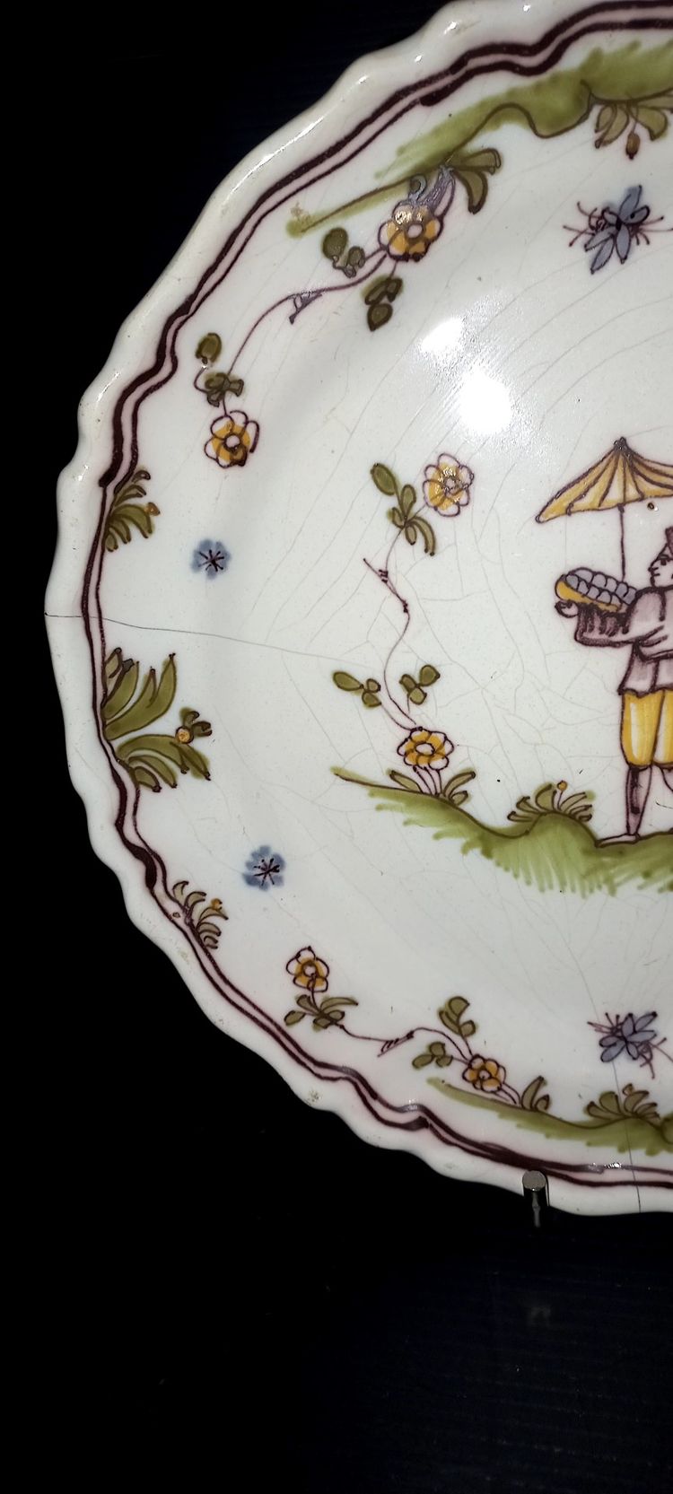 18th century earthenware plate from Moncaut