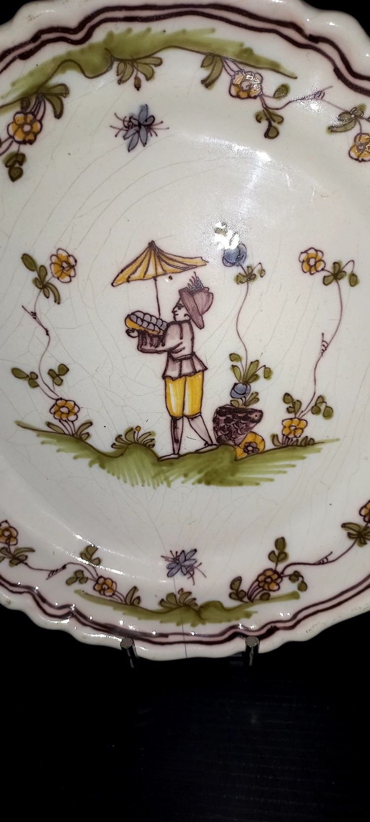 18th century earthenware plate from Moncaut