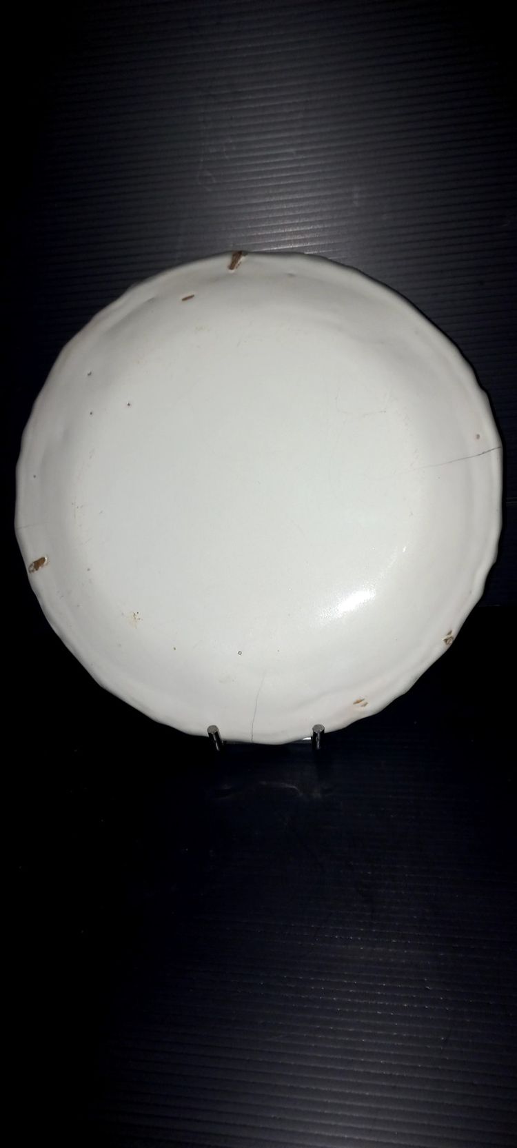 18th century earthenware plate from Moncaut