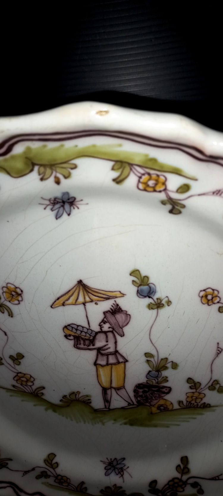 18th century earthenware plate from Moncaut