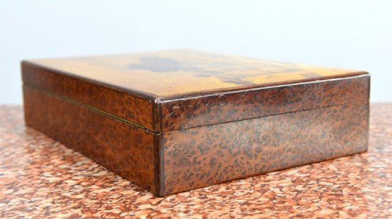 Scatola decorata in stile liberty firmata 1900