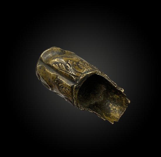 BOCCA DI CANNONE A TESTA DI LEONE Opera europea fine XVII - inizi XVIII secolo Ottone dorato