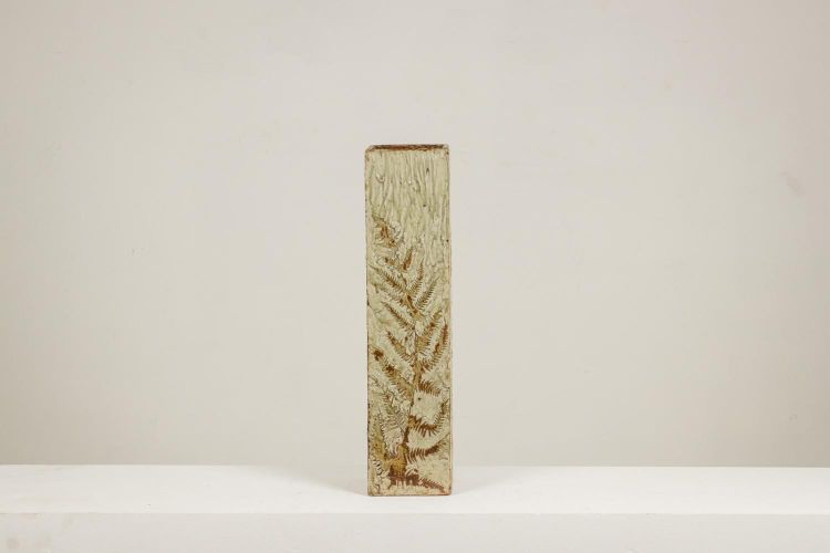 Brutalist-style stoneware vase with plant decoration. 1970s. LS6708B