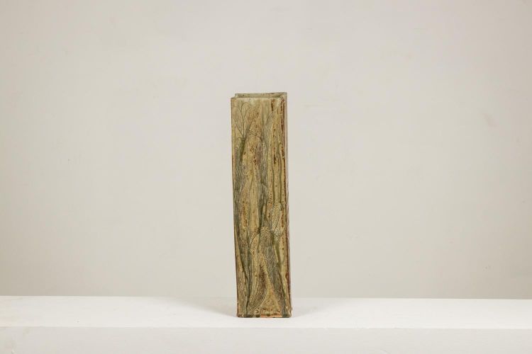 Brutalist-style stoneware vase with plant decoration. 1970s. LS6708D