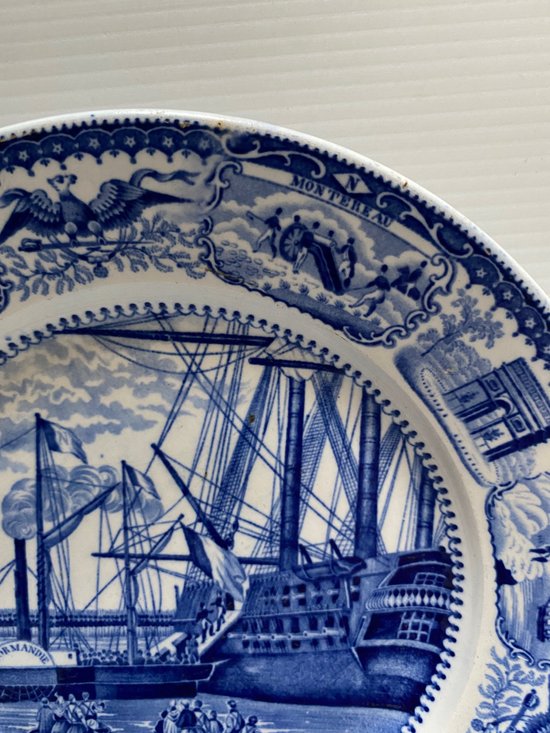 COMMEMORATIVE PLATE IN GIEN