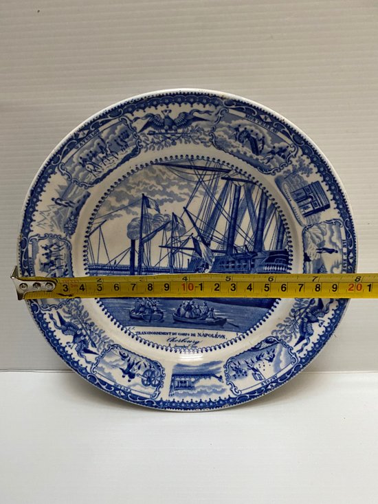 COMMEMORATIVE PLATE IN GIEN