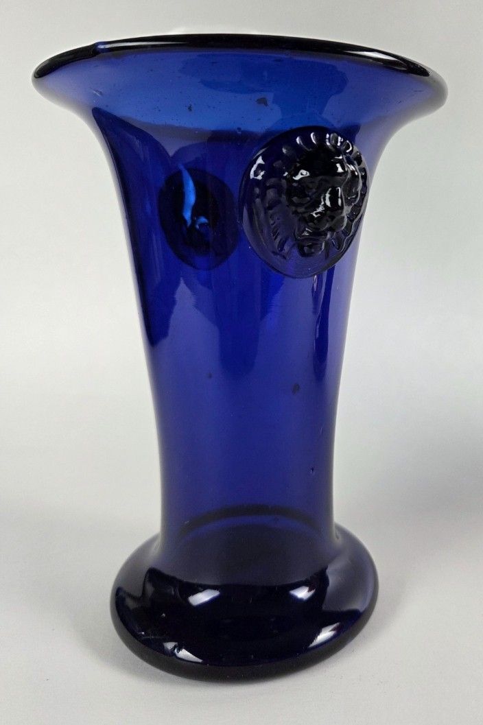 Blue glass flower pot - 18th century