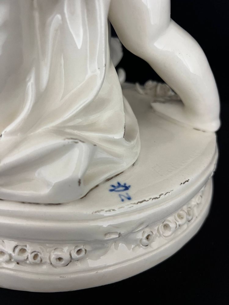 Gruppo in porcellana di Capodimonte – Due putti alati