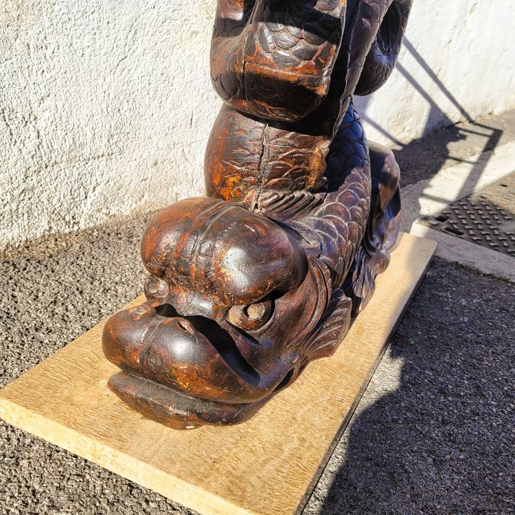 Couchtisch, 160 cm lang, Marmor und geschnitztes Holz, 18. Jahrhundert