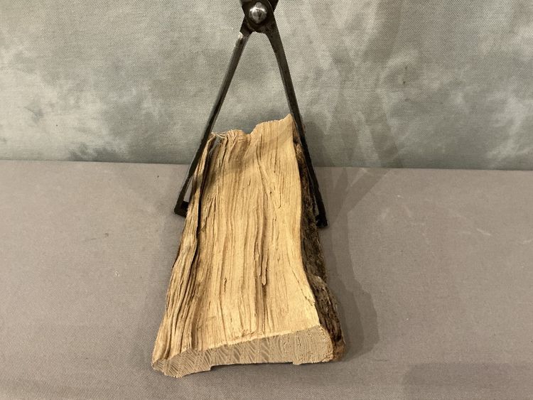 Large scissors-like pliers, 18th-century wrought iron arm pliers