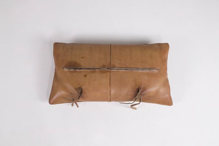 Fauteuil Pivotant en Rotin et Cuir par Gerard Van Den Berg