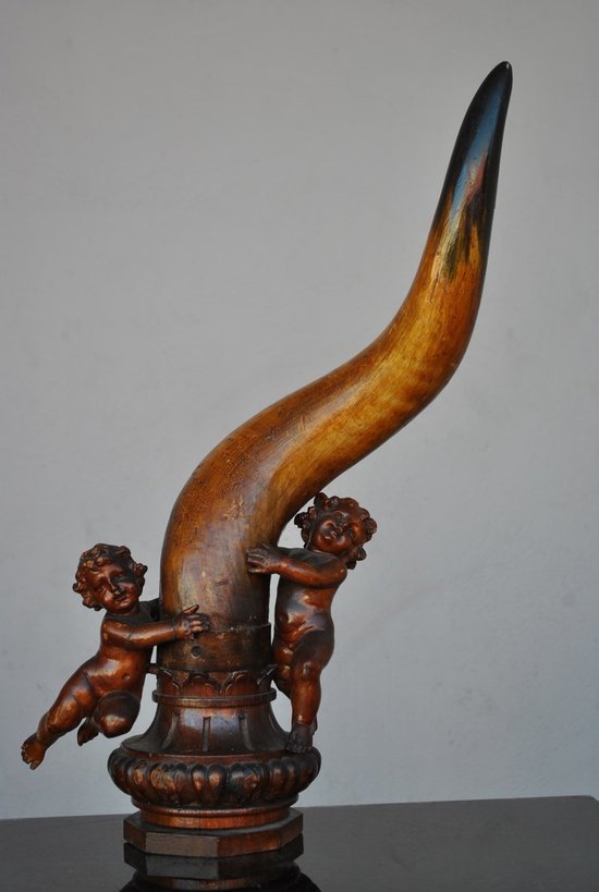 Pair Of Sculptures With Babies XIXth Century