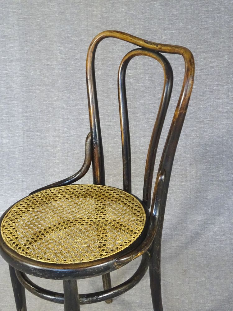 Two KOHN No. 48 chairs from 1890, "original condition," no. Thonet