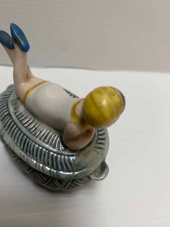 PETITE BOÎTE PORCELAINE 