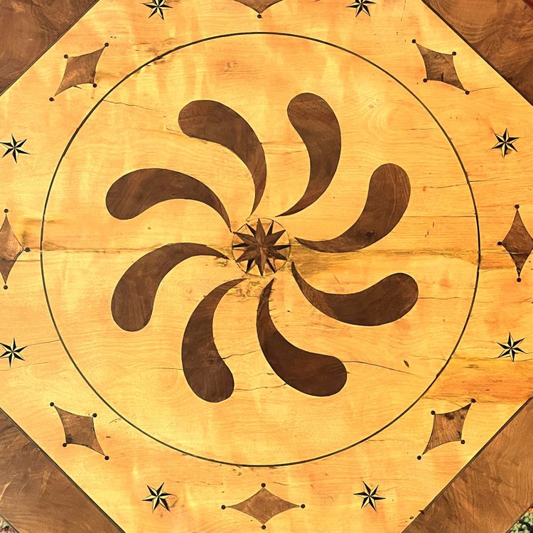 Guéridon marqueté, début XIXème siècle