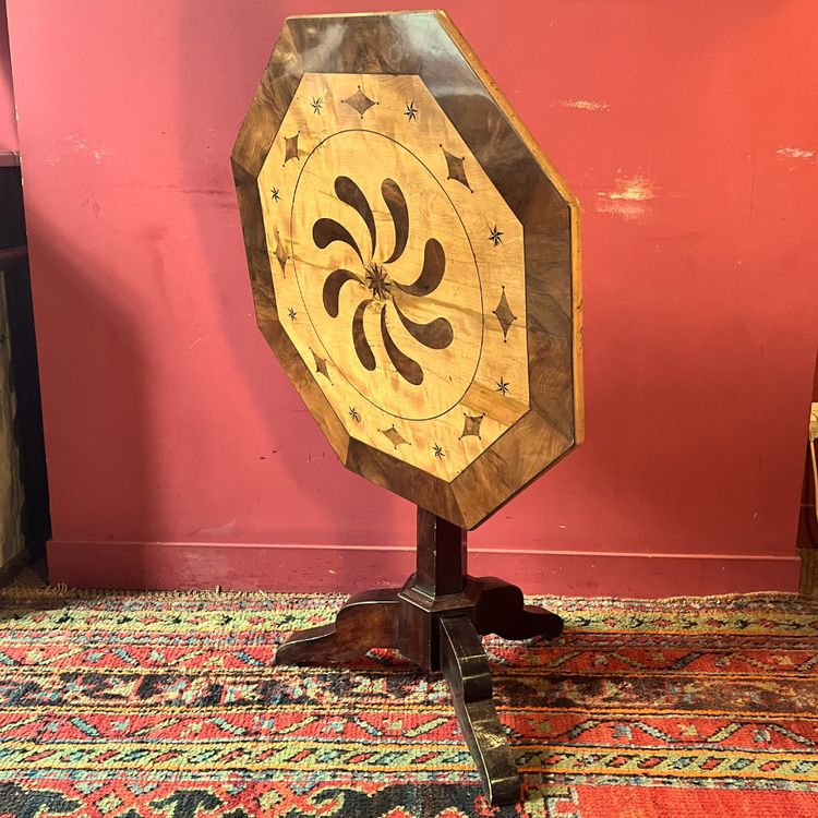 Guéridon marqueté, début XIXème siècle