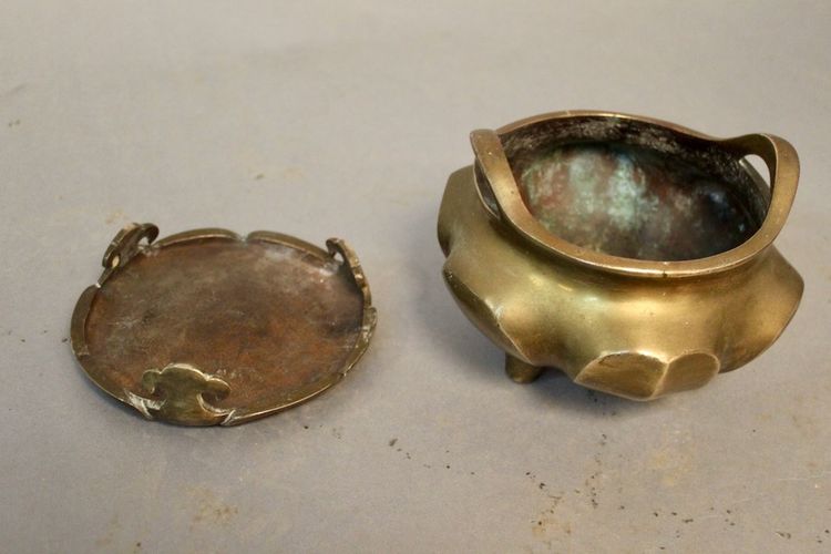Brûle-parfum Tripode En Bronze Chine XIXème 