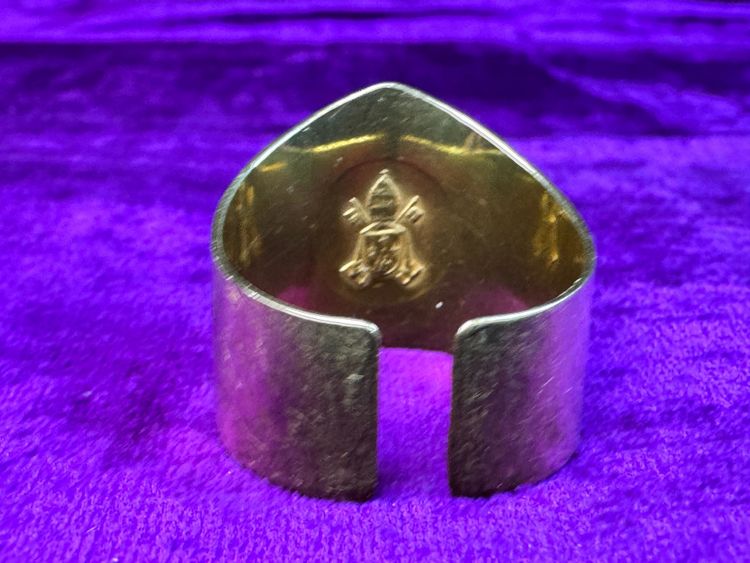 Episcopal ring, also known as the conciliar ring, in gold - 1965