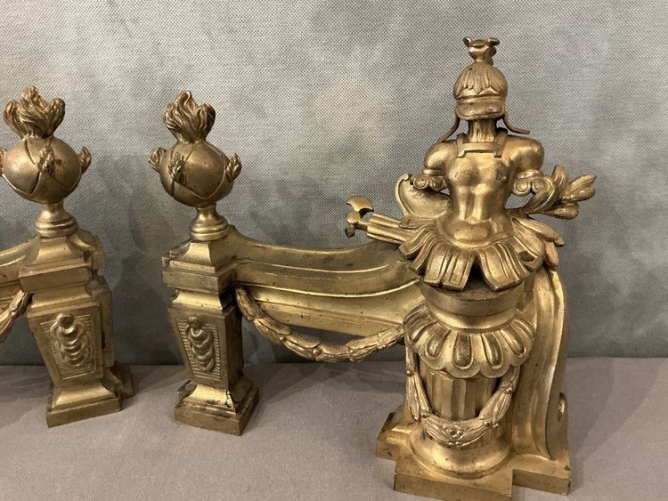 Belle paire de chenets en bronze doré d'époque fin 18 ème 