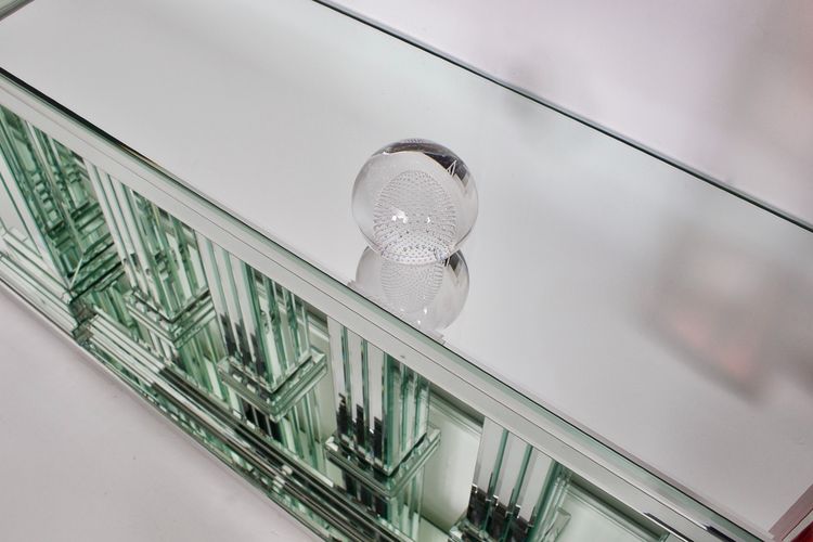 Verspiegelte Balusterkonsole, Maison Roméo