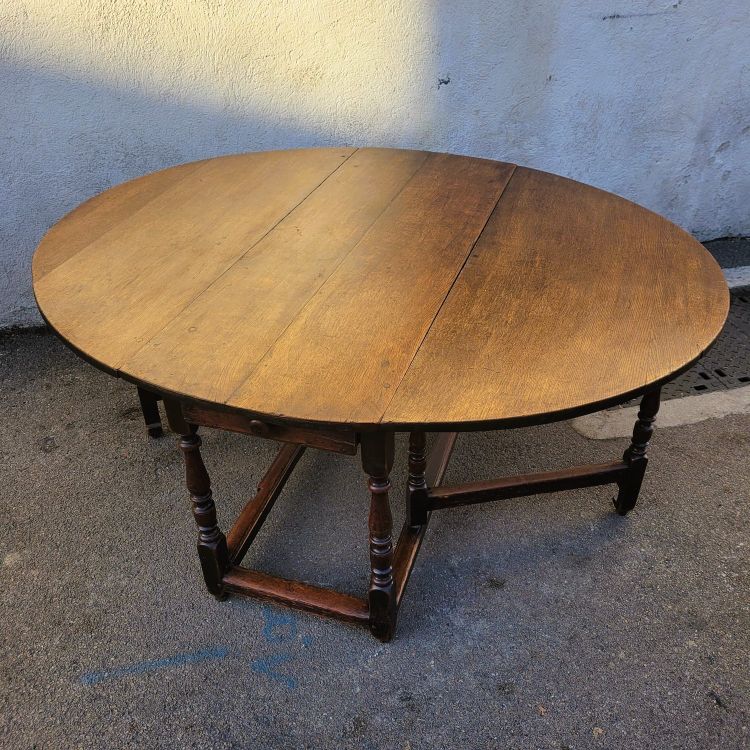 Klapptisch, 160 cm Durchmesser, Eiche, 17. Jahrhundert