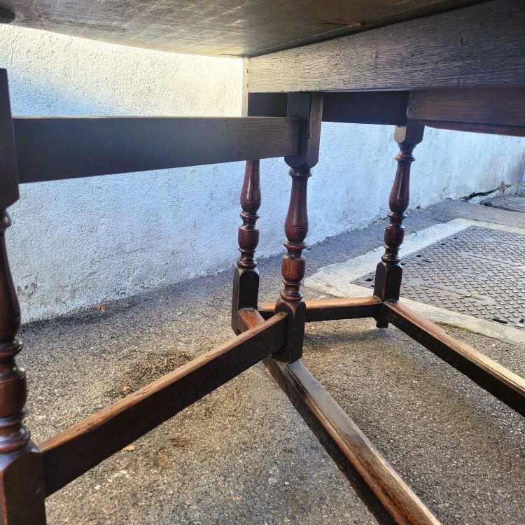 Klapptisch, 160 cm Durchmesser, Eiche, 17. Jahrhundert