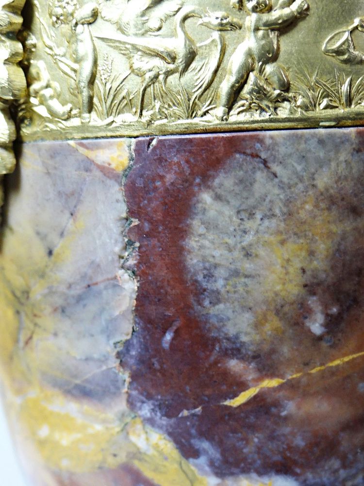Coppia di cassolette in marmo breccia e bronzo dorato, Napoleone III XIX secolo