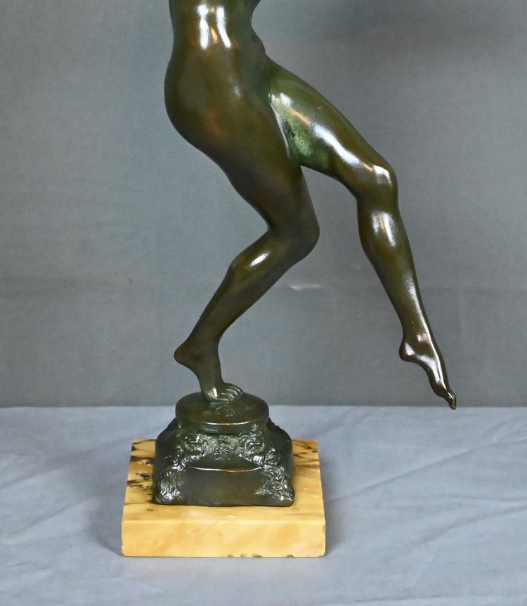 Bronze "The Dancer with the Tambourine" signed C. Binder – Early 20th century