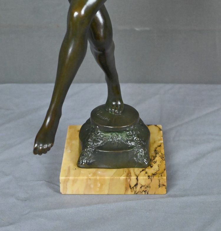 Bronze "The Dancer with the Tambourine" signed C. Binder – Early 20th century