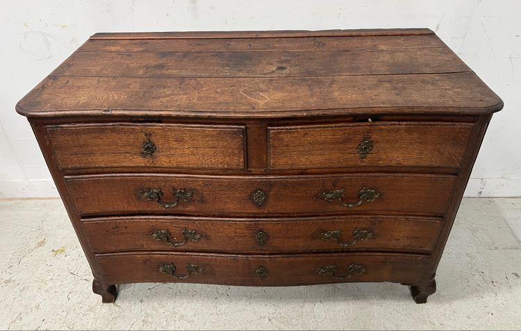 Kommode im Stil Louis XV aus massiver Eiche, 18. Jahrhundert