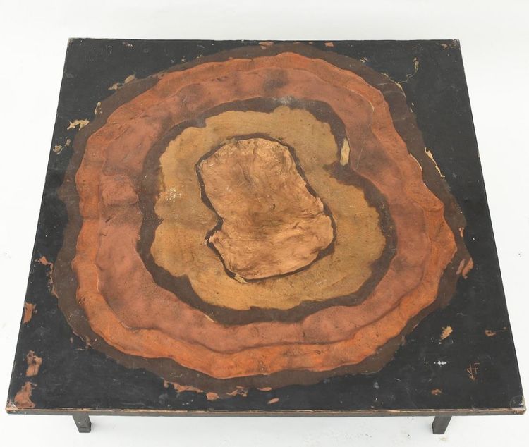 Coffee table cut from a tree trunk