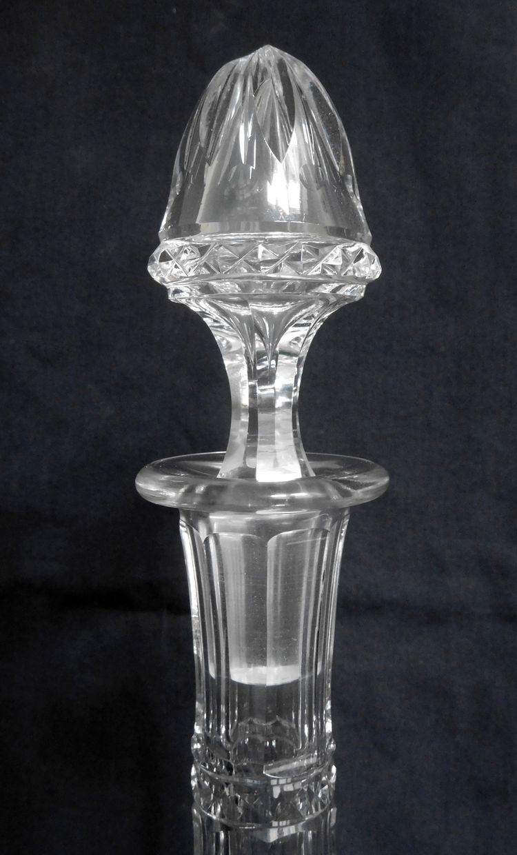 Large Saint Louis crystal wine decanter, Tommy model - 36cm