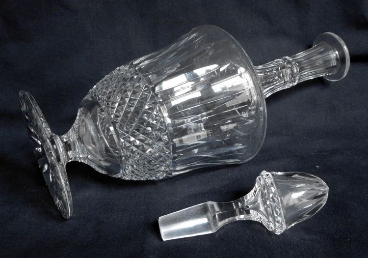 Large Saint Louis crystal wine decanter, Tommy model - 36cm