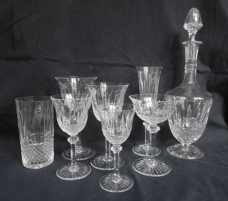 Large Saint Louis crystal wine decanter, Tommy model - 36cm